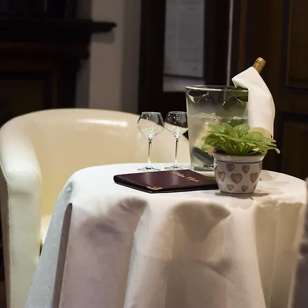 Saint Florent Hotel 2*