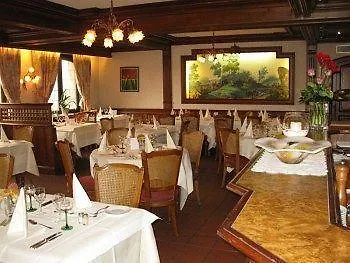 Saint Florent Hotel 2*